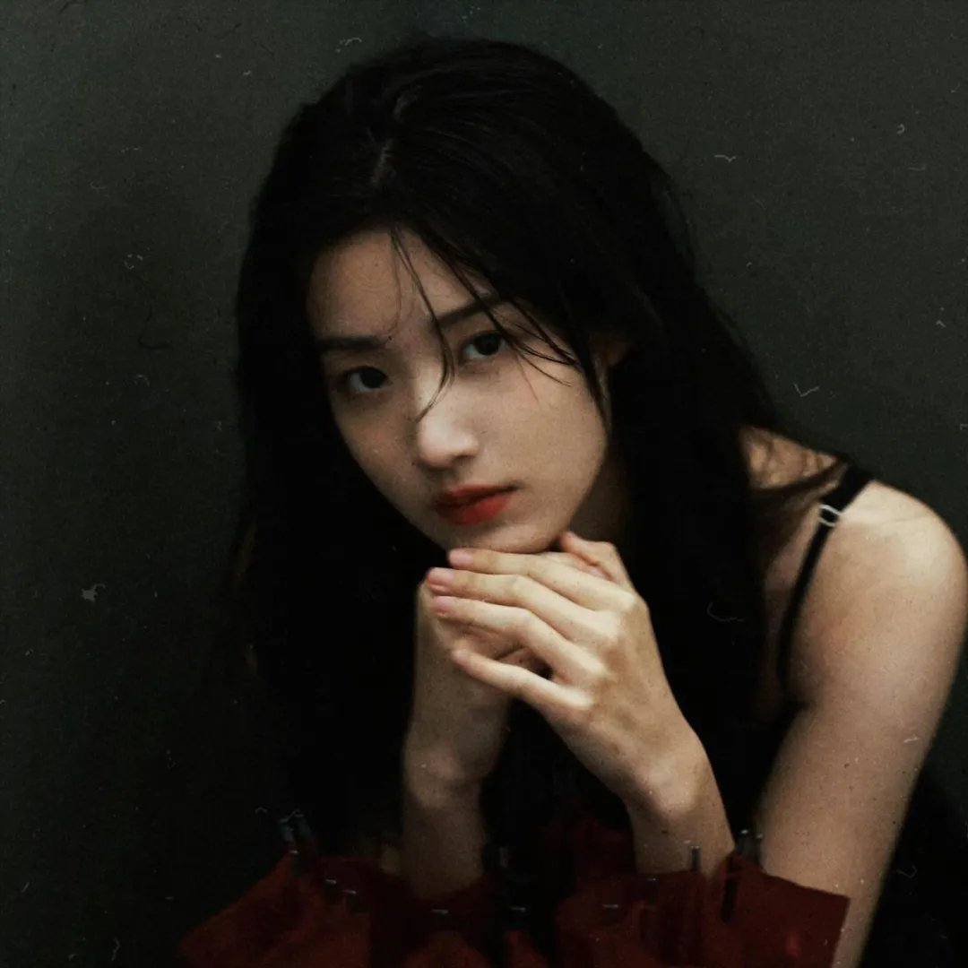 女他